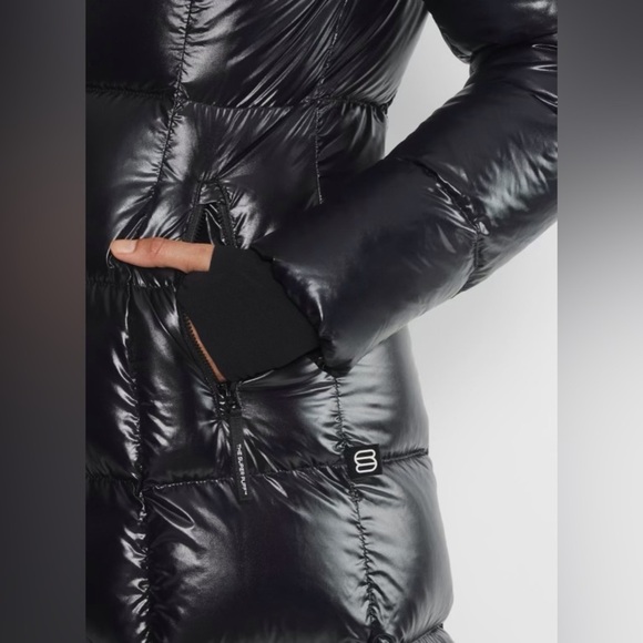 NEW ARITZIA—The Super Puff™ Long - Hi-Gloss - Picture 7 of 9